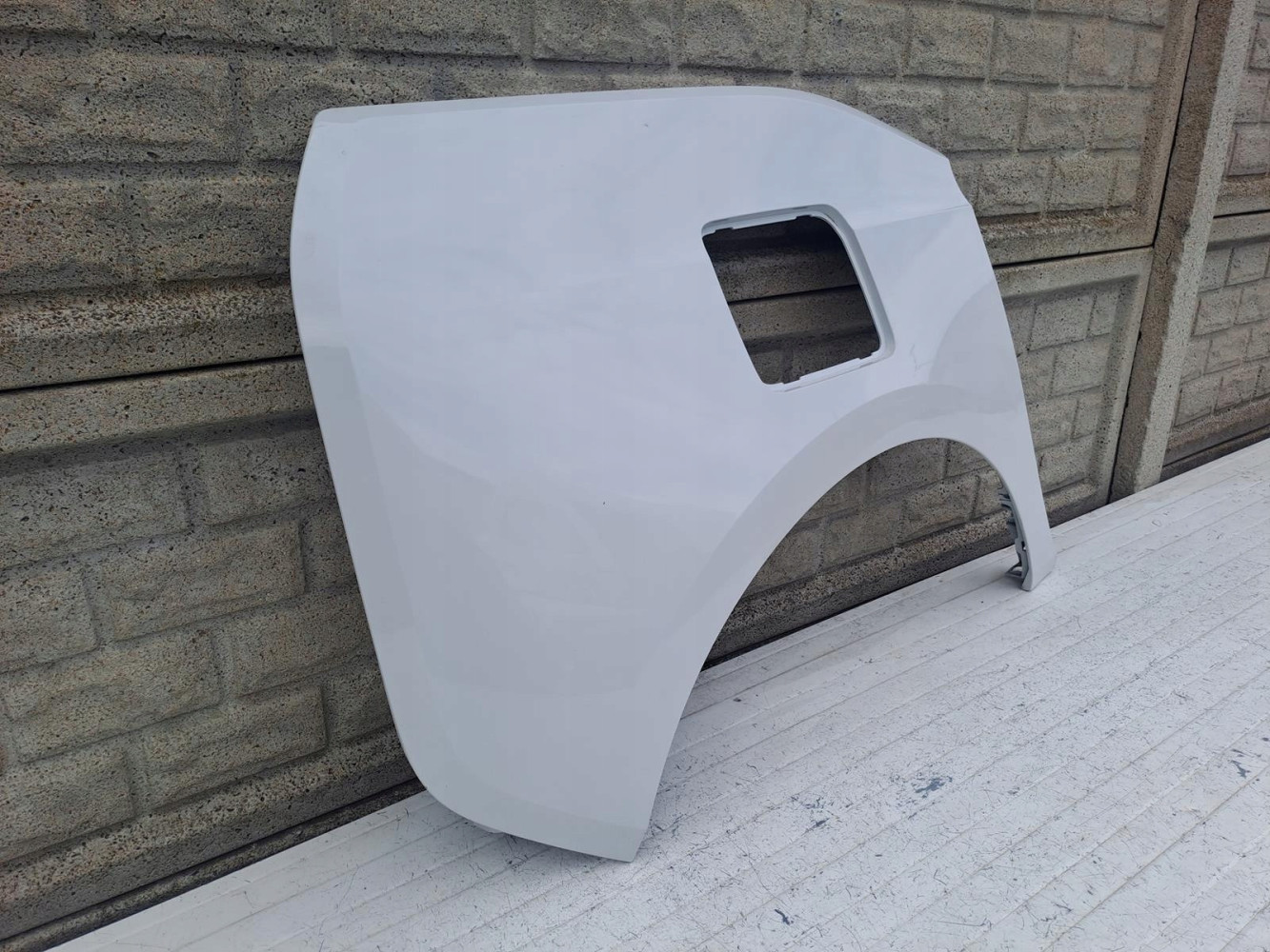 BMW I3 BŁOTNIK PRAWY TYŁ TYLNY - (15916839167)