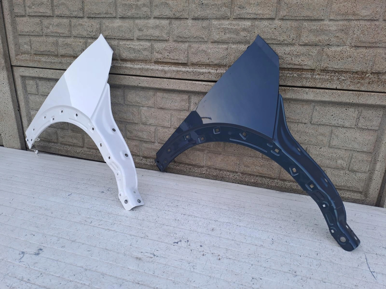 HYUNDAI IONIQ V 21-23 BŁOTNIK PRAWY PRZEDNI - (15958708520)