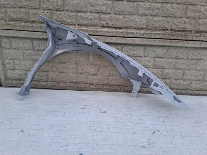 FERRARI SF90 STRADALE BŁOTNIK PRAWY ( 985865290 ) LEWY ( 985865292 ) - (15958769131)