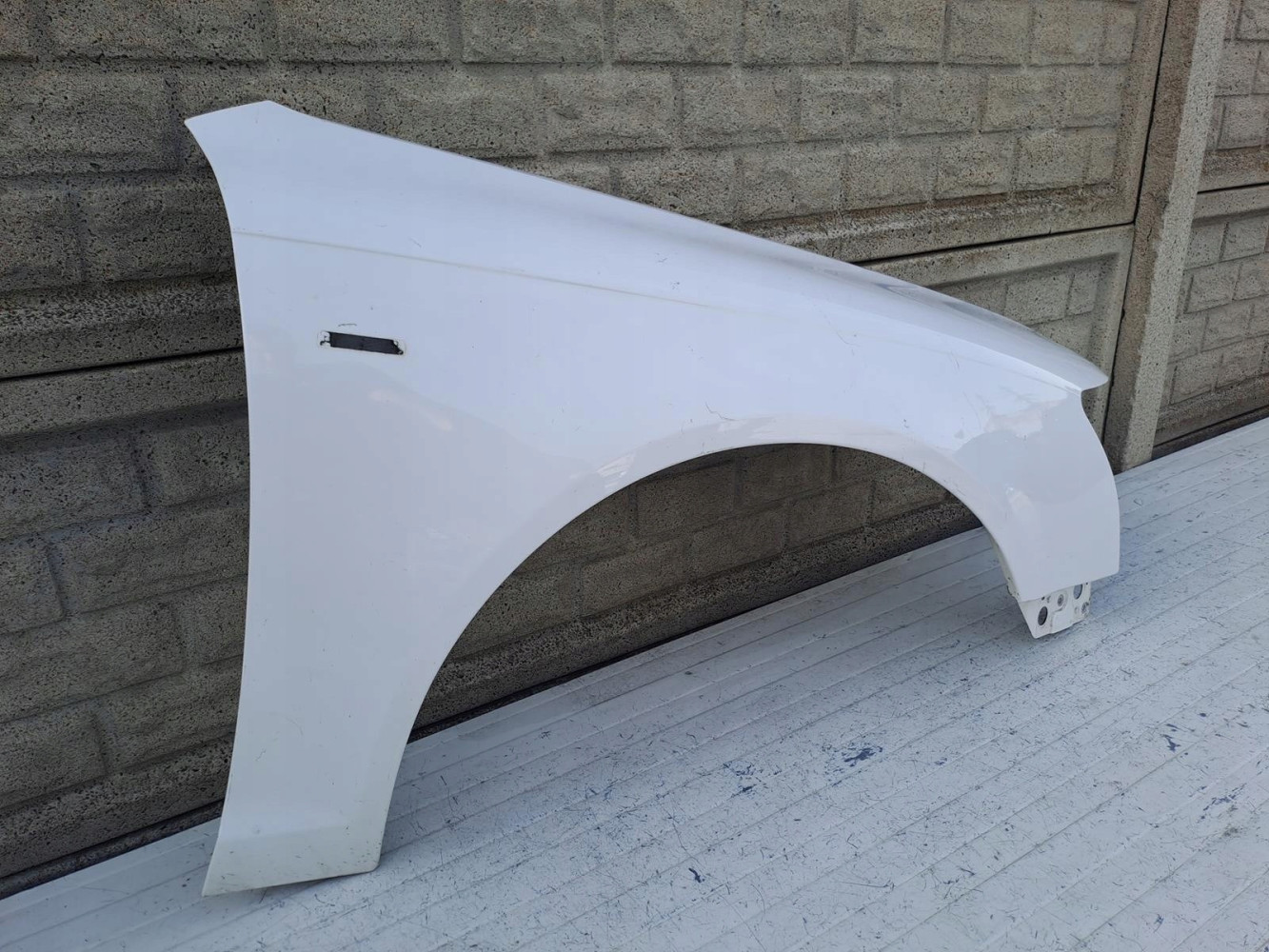 AUDI A6 C6 LIFT 4F0 08-11 BŁOTNIK PRZEDNI PRAWY - (15958939943)