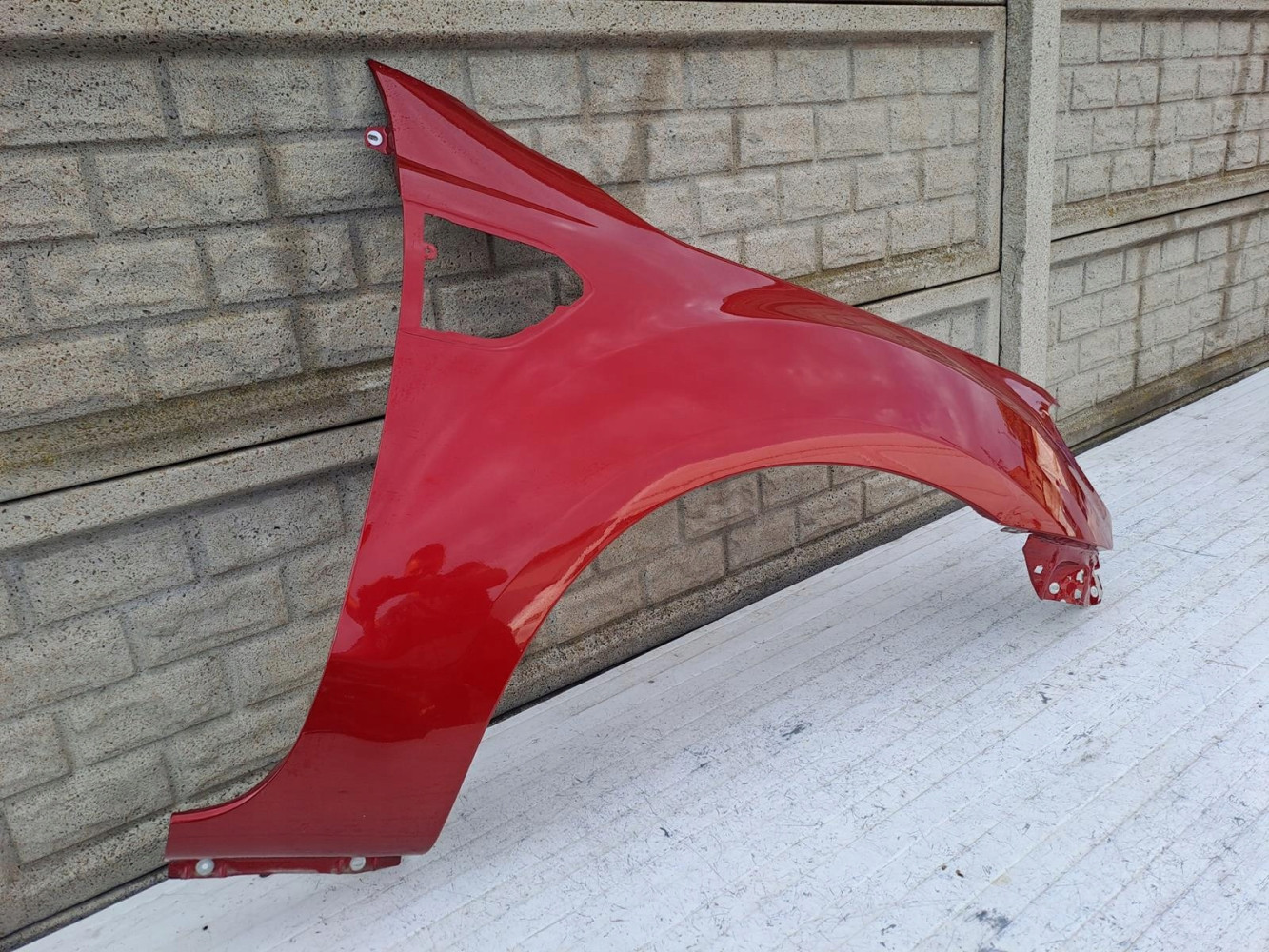 FORD RANGER LIFT 17-22 BŁOTNIK PRAWY PRZEDNI - (15959352248)