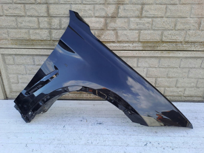 BMW X6 F16 BŁOTNIK PRZEDNI PRAWY - (15966989032)