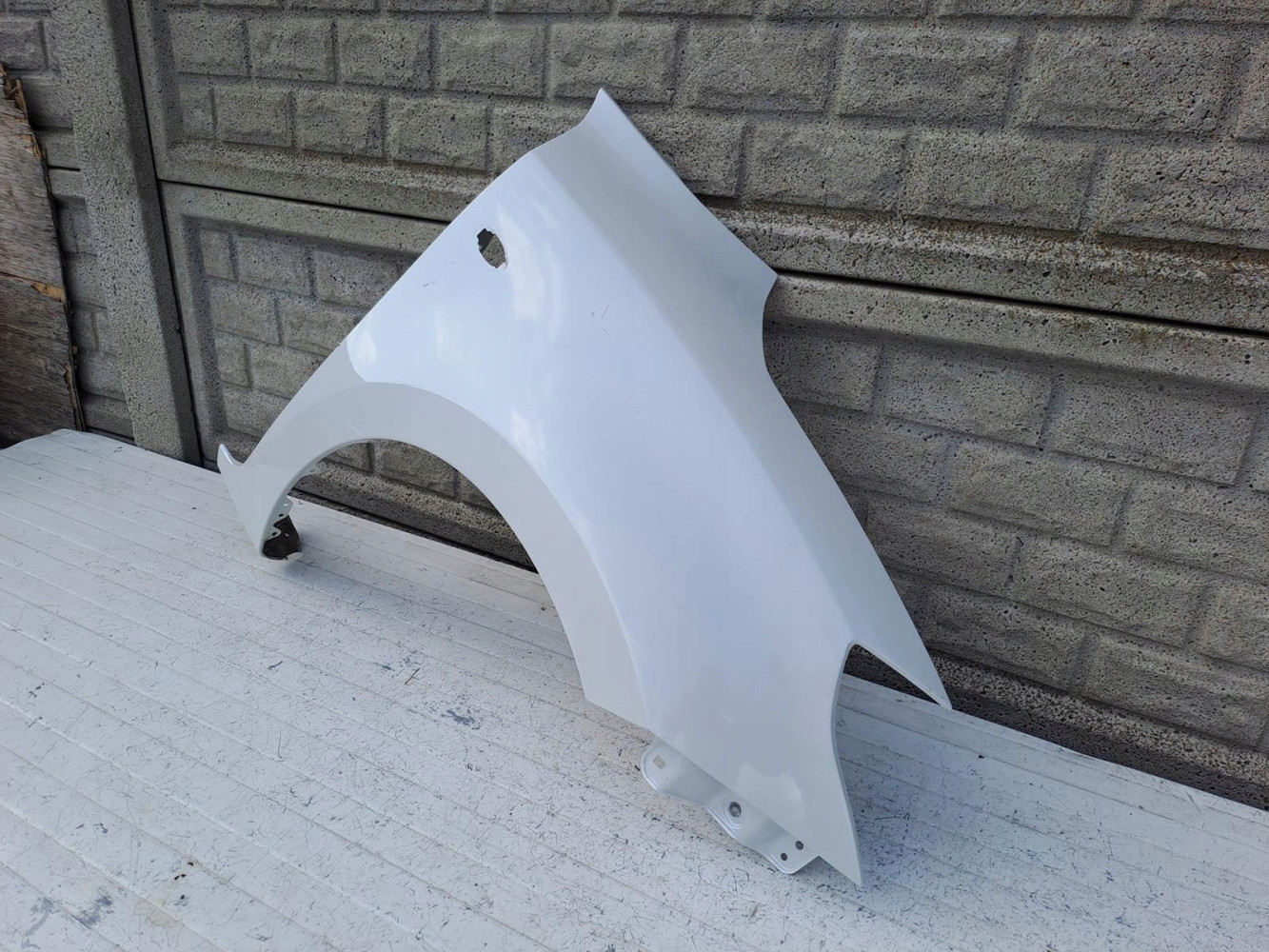 SUZUKI SWIFT MK8 17 -24 BŁOTNIK PRZEDNI PRAWY - (15967056018)