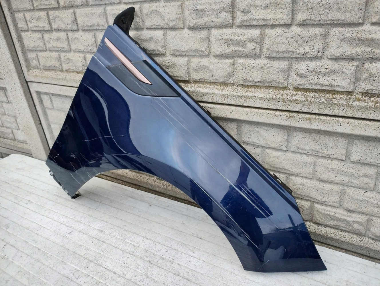 RANGE LAND ROVER SPORT 3 III ( L461 ) 23- BŁOTNIK PRAWY - (15967288035)