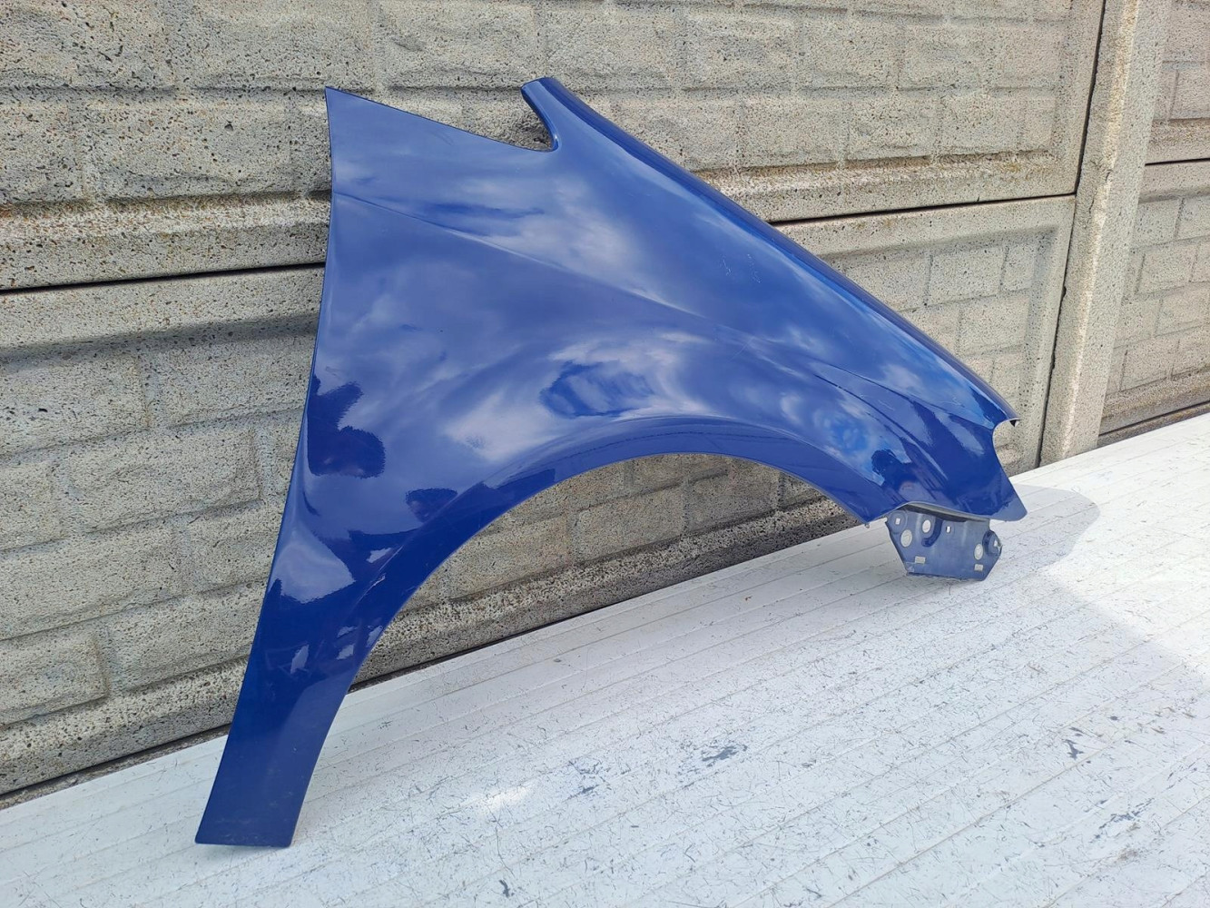VW TOURAN LIFT BŁOTNIK PRAWY 2007-2010 - (15982665054)