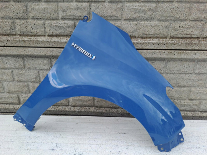 TOYOTA YARIS 4 IV 19-24 BŁOTNIK PRAWY PRZEDNI - (16018752759)