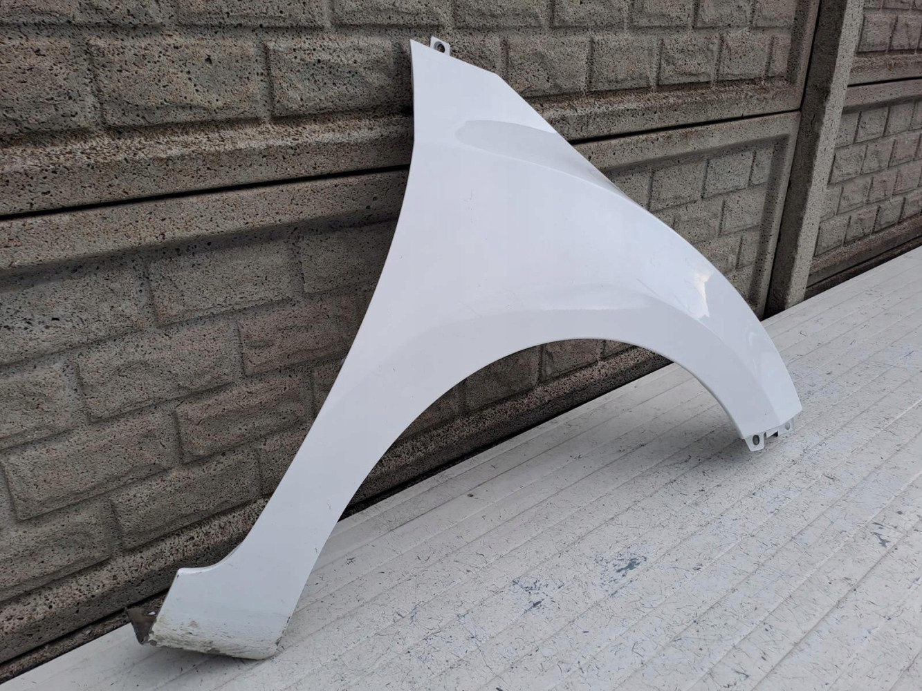 HYUNDAI I30 2013-2017 BŁOTNIK PRZEDNI PRAWY - (16026336928)