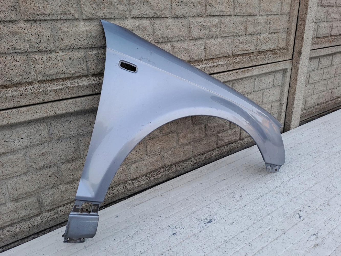 AUDI A3 8P0 03-08 PRZED LIFT BŁOTNIK PRZEDNI PRAWY - (16026753597)