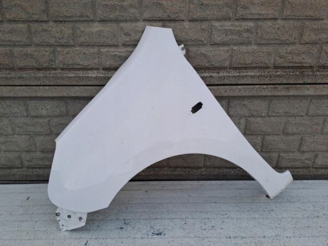 NISSAN MICRA K13 LIFT 13-18 BŁOTNIK PRZEDNI LEWY - (16026804402)