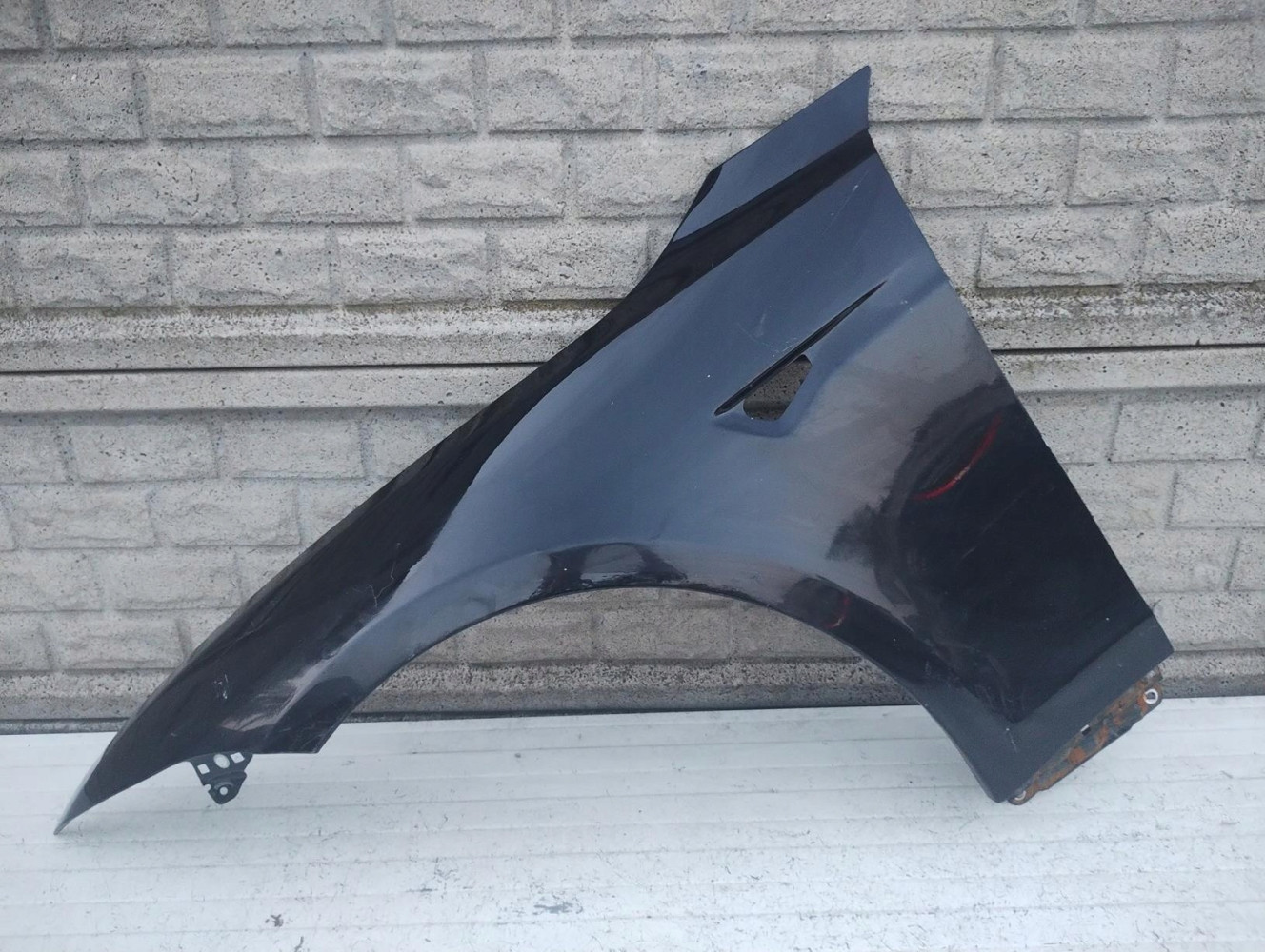 TESLA MODEL S BŁOTNIK LEWY PRZEDNI - (16081689032)