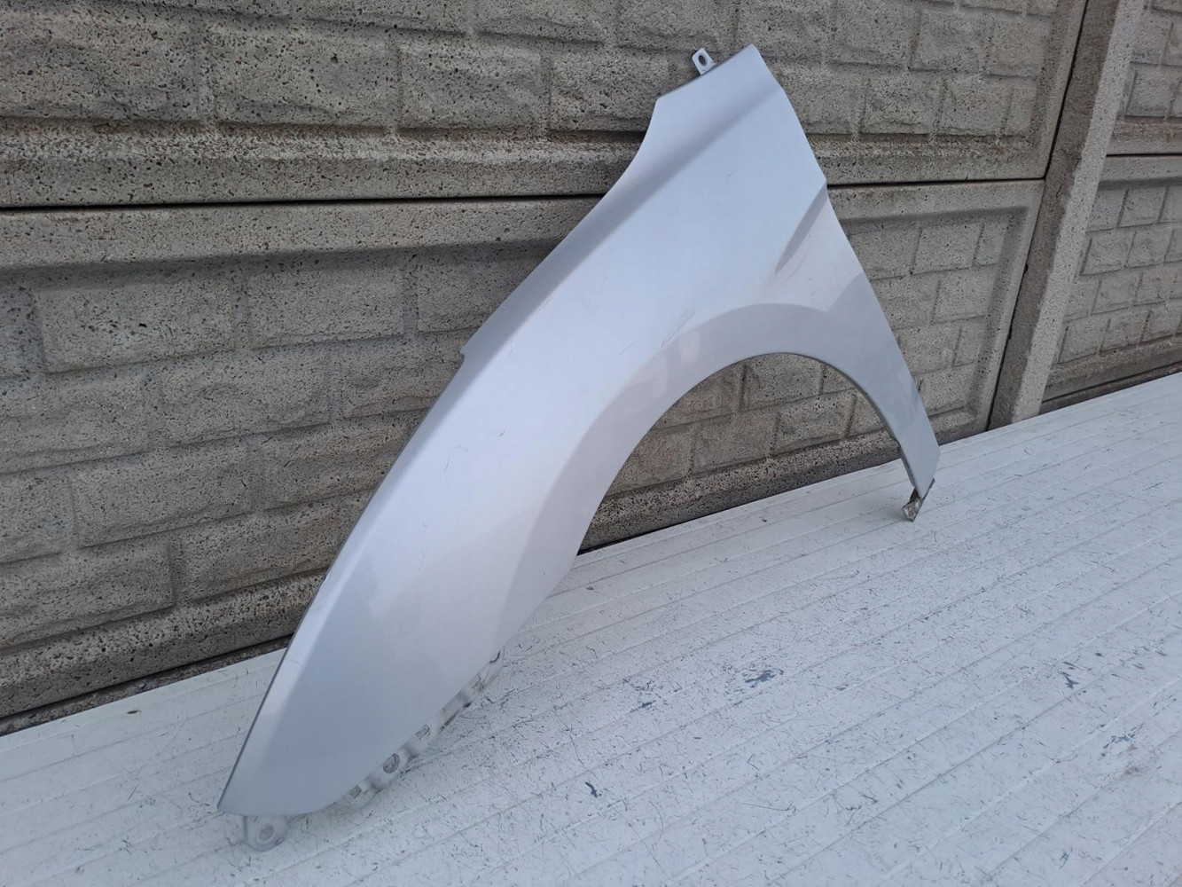 HYUNDAI I40 I 40 BŁOTNIK LEWY PRZEDNI - (16129477752)