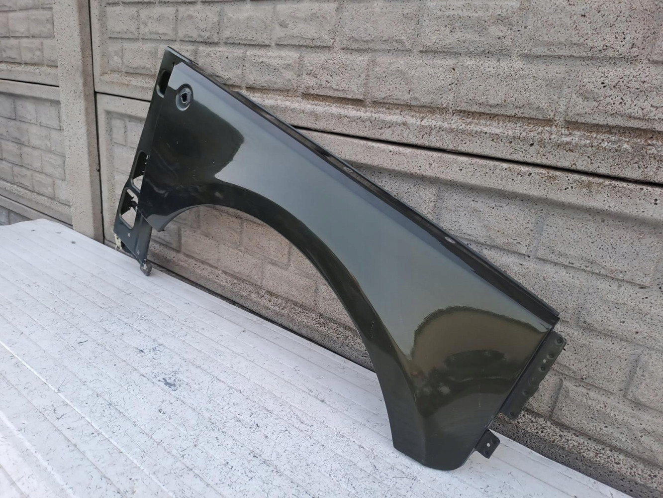 RANGE ROVER III L322 HSE VOGUE 2001-12 BŁOTNIK PRAWY PRZEDNI - (16161924888)