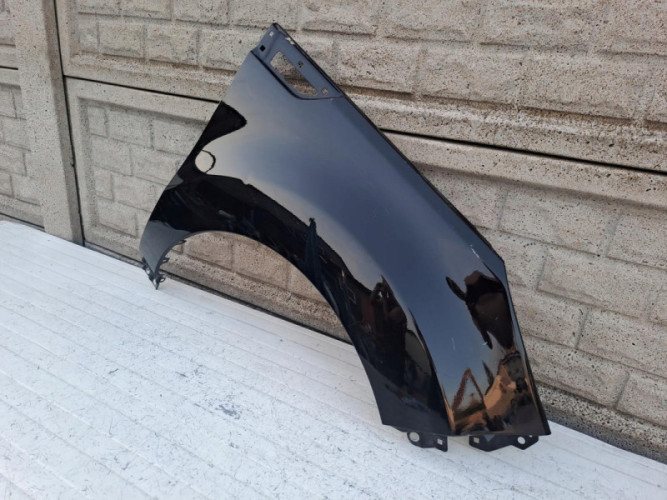 KIA SOUL 13-19 BŁOTNIK PRZEDNI PRAWY - (16178341442)
