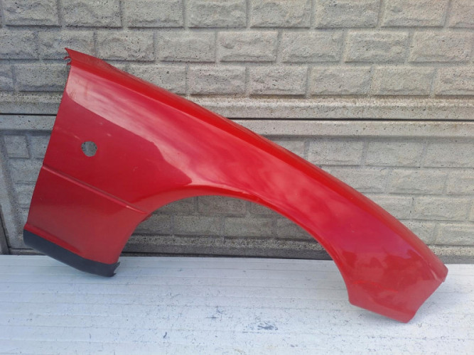 BŁOTNIK PRZEDNI PRAWY MAZDA MX5 1989-1998 - (16206218098)