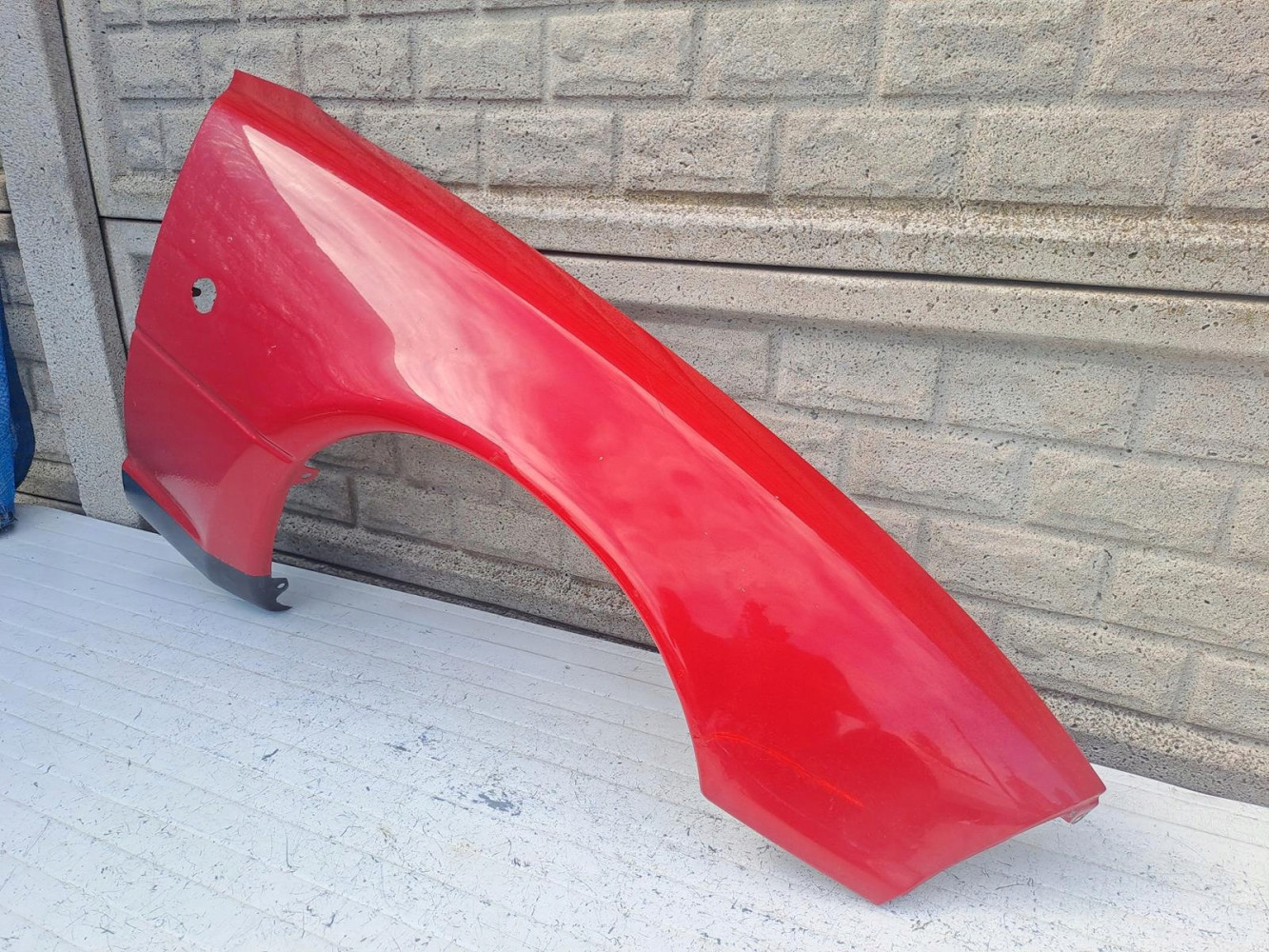 BŁOTNIK PRZEDNI PRAWY MAZDA MX5 1989-1998 - (16206218098)