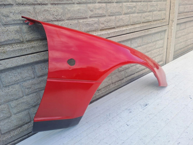 BŁOTNIK PRZEDNI PRAWY MAZDA MX5 1989-1998 - (16206218098)