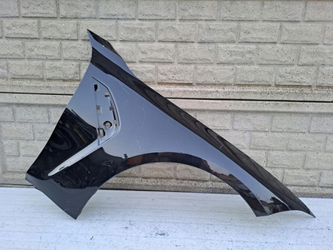 BMW M3 G80 BŁOTNIK PRAWY PRZEDNI - (16259760256)