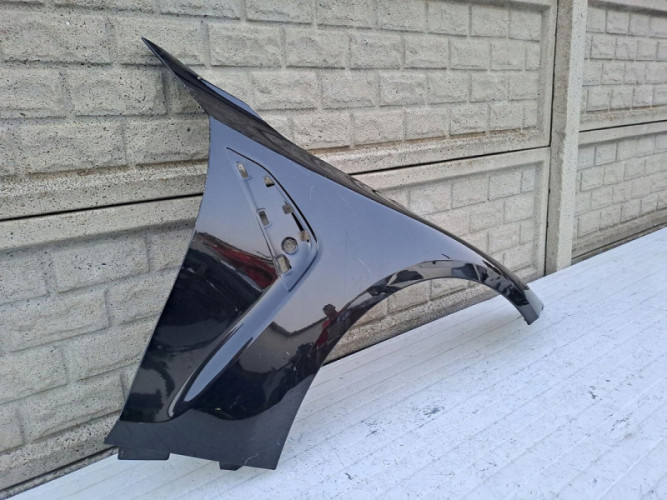 BMW M3 G80 BŁOTNIK PRAWY PRZEDNI - (16259760256)