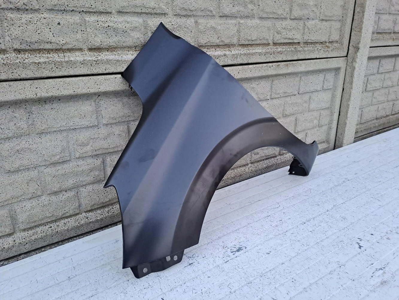 HYUNDAI I10 i 10 2021-2024 BŁOTNIK LEWY PRZÓD - (16259768019)