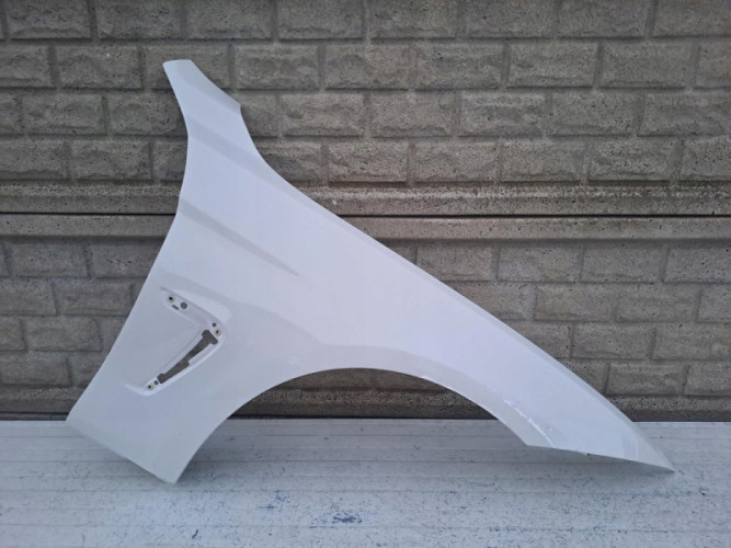 BMW IV 4 F32 F33 F36 BŁOTNIK PRAWY PRZEDNI - (16267353246)