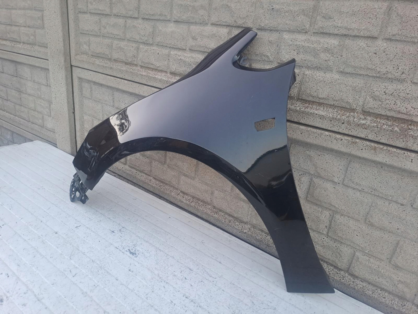 OPEL ASTRA 4 IV J GTC CASCADA 2009-2016 BŁOTNIK PRZEDNI LEWY - (16267577007)