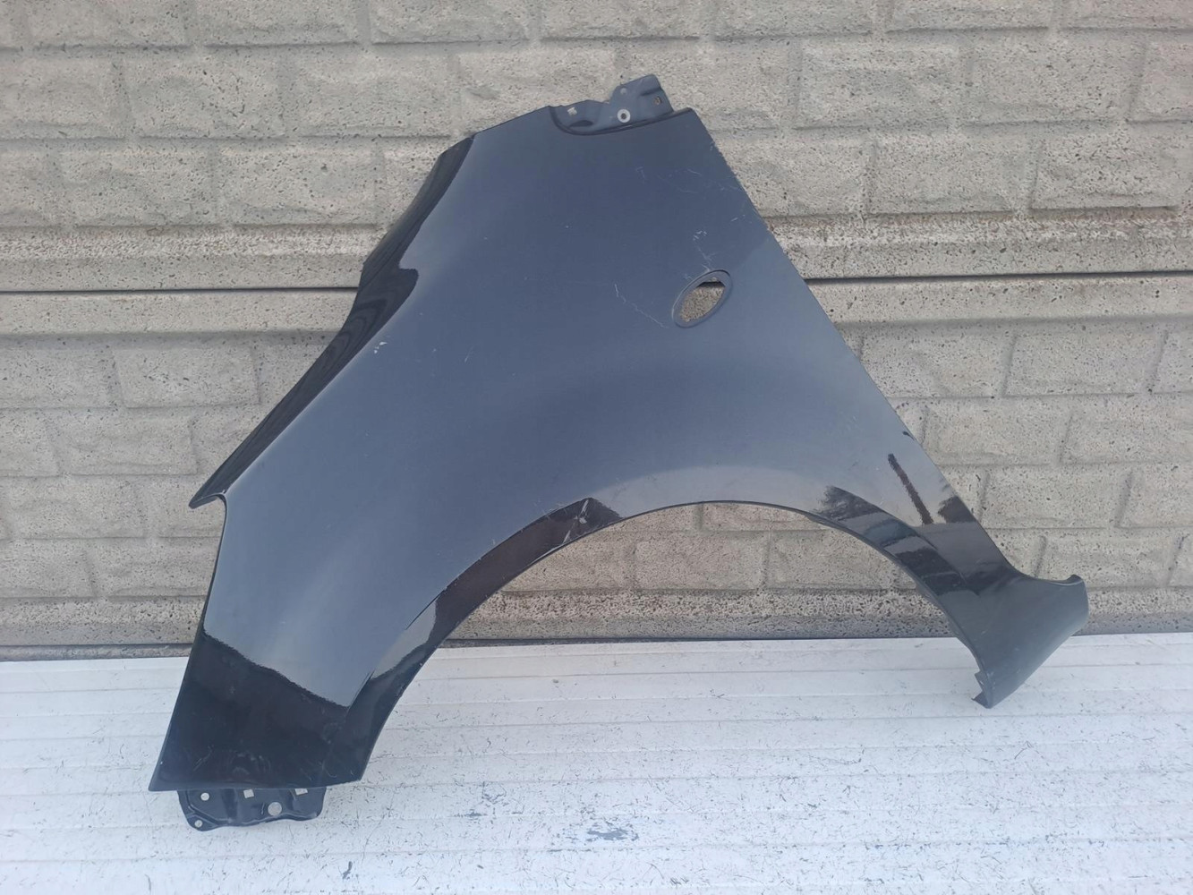 OPEL AGILA B II 2008-2018 BŁOTNIK PRZEDNI LEWY - (16267612173)