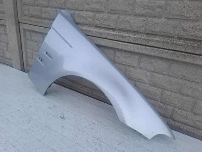 BMW E46 e46 COMPACT BŁOTNIK PRAWY PRZEDNI BEZ RDZY - (16307176856)