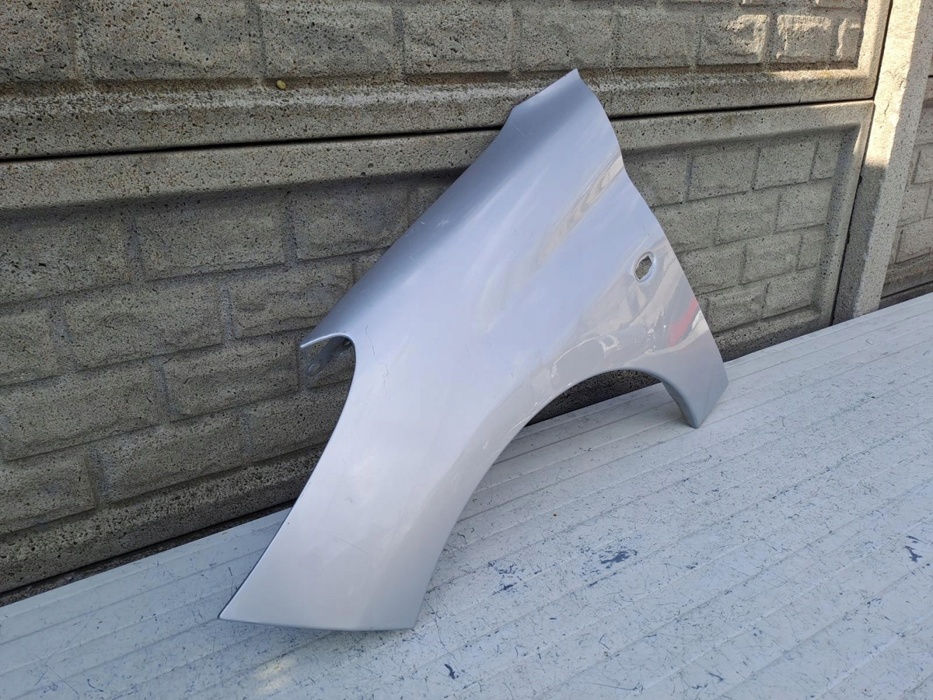 PEUGEOT 206 + PLUS BŁOTNIK PRZEDNI LEWY - (16332935275)