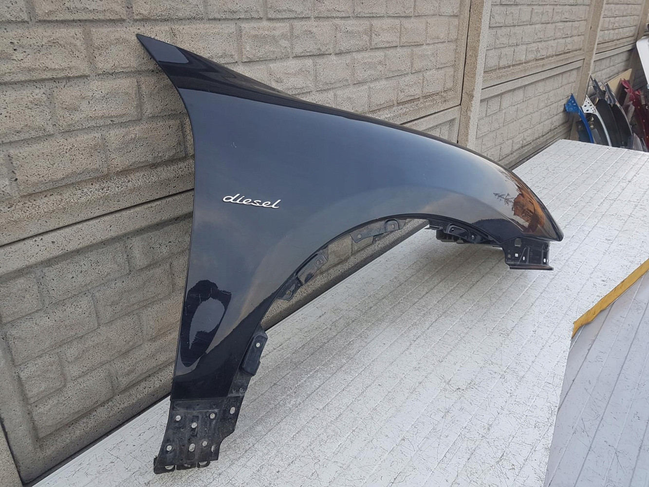 PORSCHE CAYENNE 2010-2014 BŁOTNIK PRZEDNI PRAWY - (11974747829)