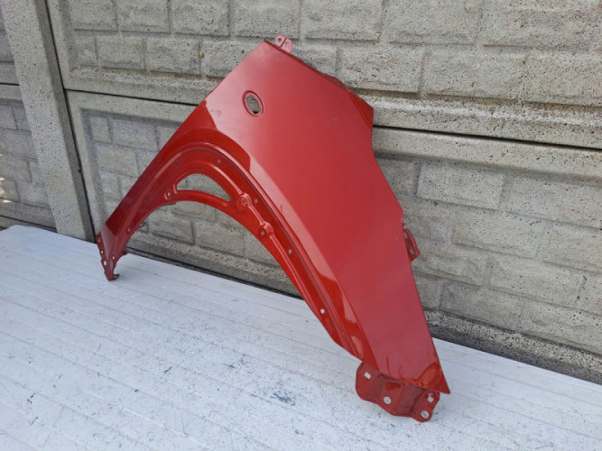 BŁOTNIK PRAWY PRZÓD TOYOTA AYGO X 22-24 - (16353304517)