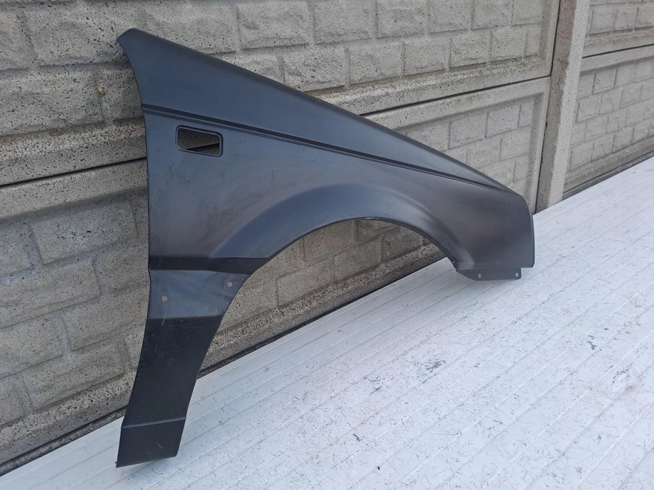 BŁOTNIK PRZEDNI PRAWY VW PASSAT B3 1988 - 93 - (16378274729)