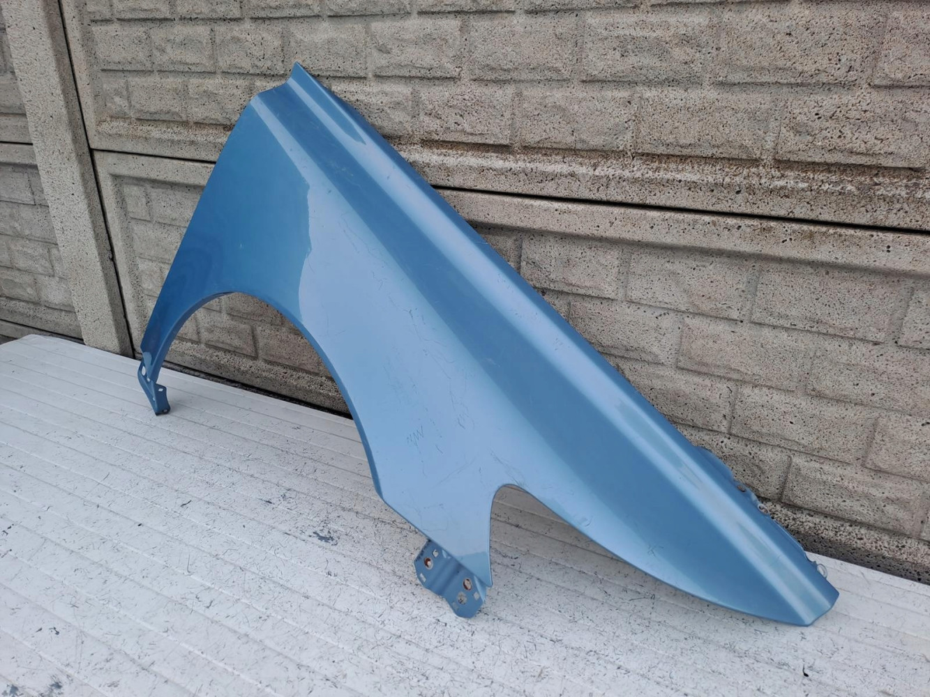 VOLVO S40 V50 04-12 BLOTNIK PRZEDNI PRAWY - (16378557865)