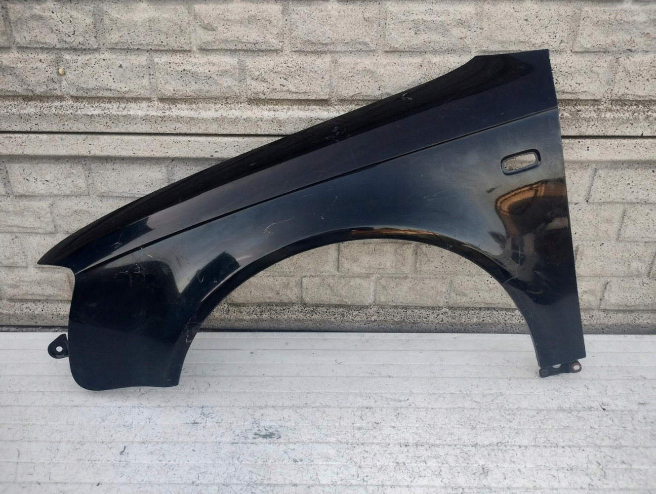 BŁOTNIK PRZEDNI LEWY AUDI A4 B7 8E0 2005-2009 - (16415459439)