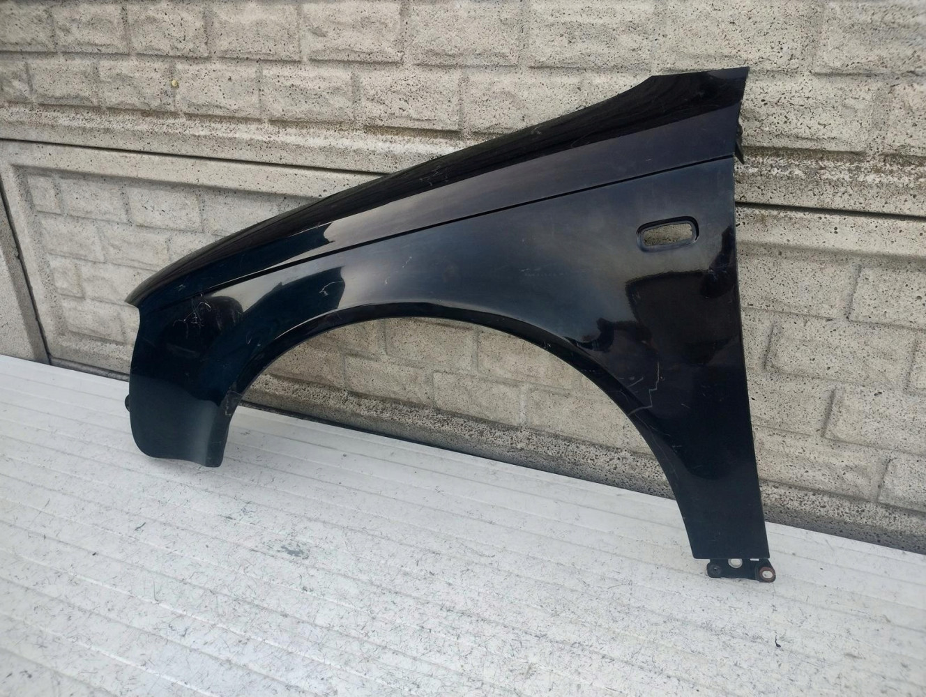 BŁOTNIK PRZEDNI LEWY AUDI A4 B7 8E0 2005-2009 - (16415459439)