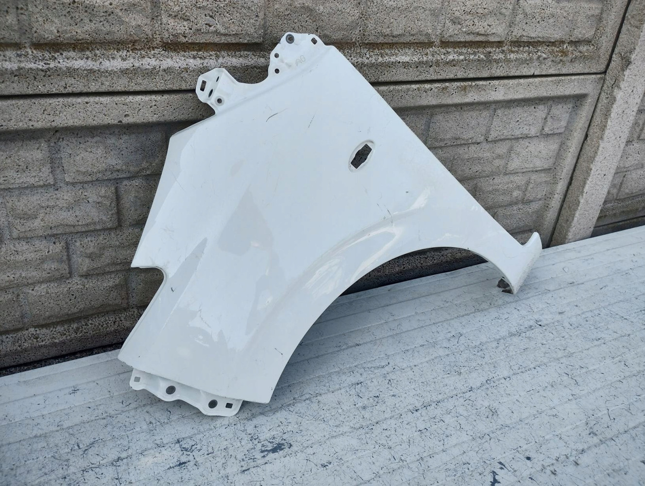 CITROEN C1 2 II 14-22 BŁOTNIK PRZEDNI LEWY - (16415612951)