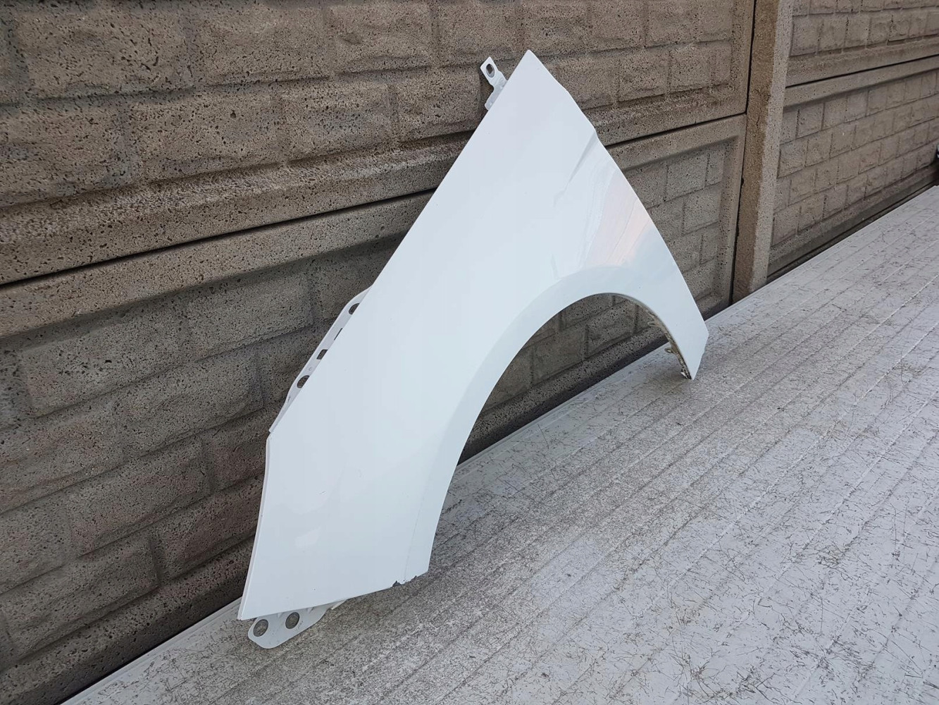FORD FOCUS MK3 2011-2018 BŁOTNIK PRZEDNI LEWY - (11978212543)