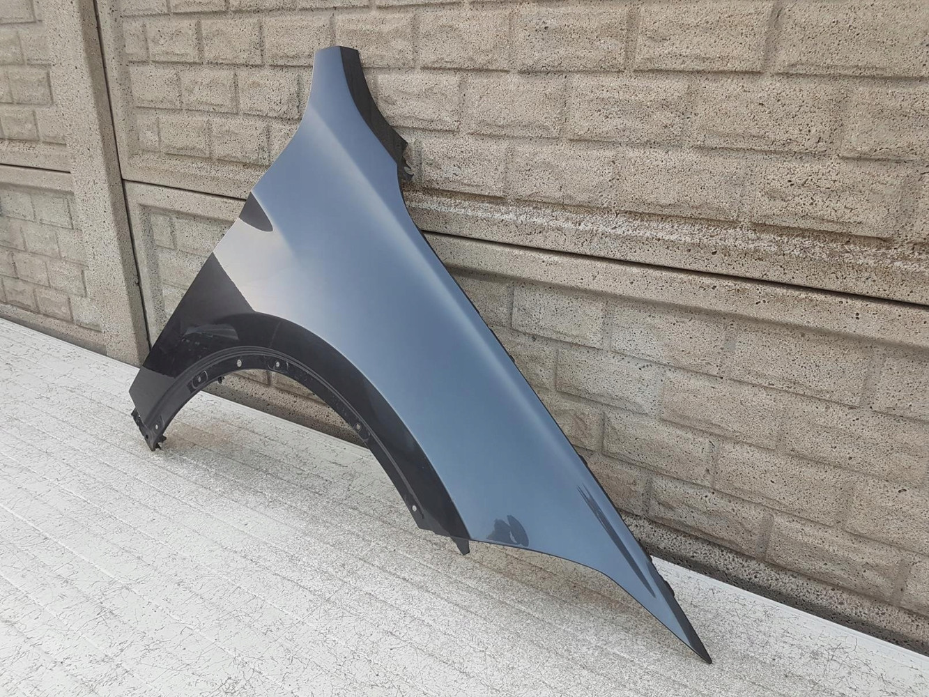 BŁOTNIK PRAWY PRZEDNI BMW X1 F48 2015 - 2022 - (11978228380)