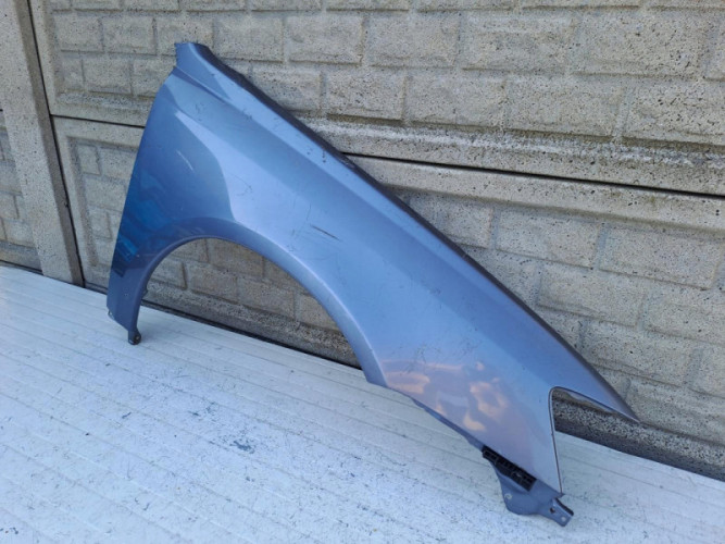 SUBARU LEGACY IV 03-09 BŁOTNIK PRZEDNI PRAWY - (16431230372)