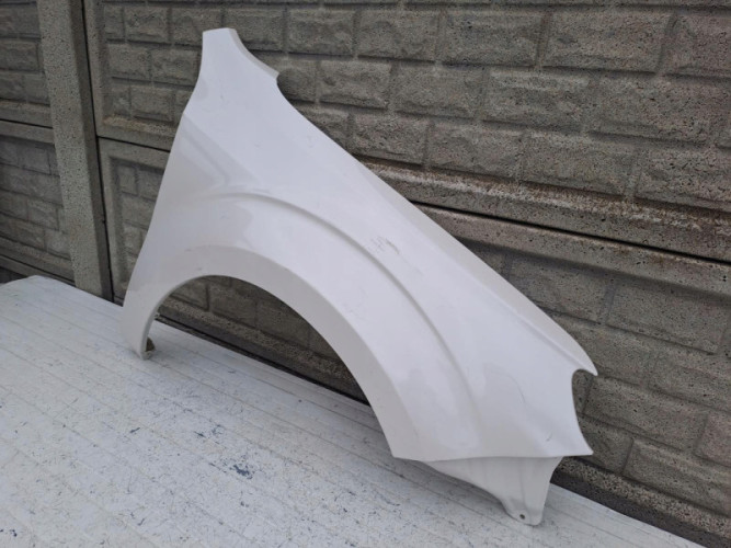 SUBARU FORESTER BEZ KIERUNKU 08-13 BŁOTNIK PRZEDNI PRAWY - (16478236507)