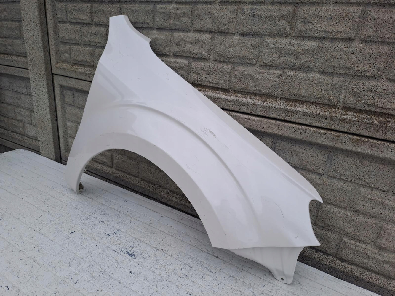 SUBARU FORESTER BEZ KIERUNKU 08-13 BŁOTNIK PRZEDNI PRAWY - (16478236507)