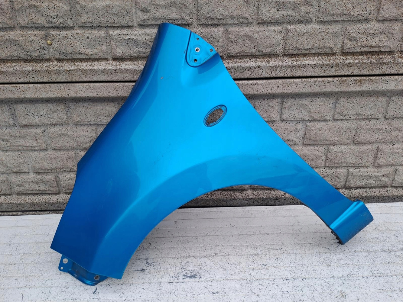 NISSAN PIXO SUZUKI ALTO BŁOTNIK LEWY PRZEDNI - (16478326657)