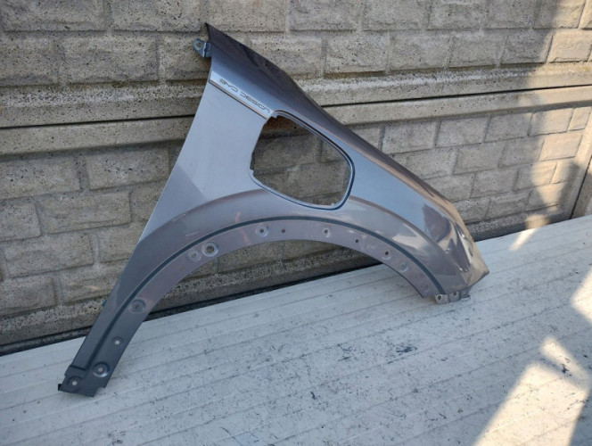 BYD ATTO 3 BŁOTNIK PRAWY - (16520325166)