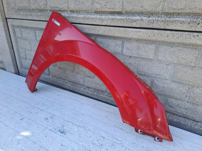 AUDI TT 8S0 14-24 BŁOTNIK PRZEDNI PRAWY - (16557502109)