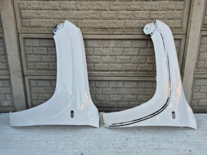 VW AMAROK 2H0 2012-202 BŁOTNIK LEWY PRZEDNI - (16557916365)