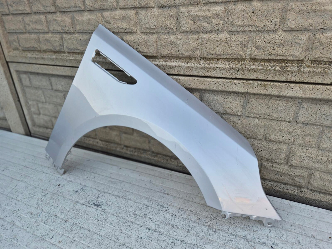 KIA OPTIMA LIFT 15-22 BŁOTNIK PRZEDNI PRAWY - (16557954054)