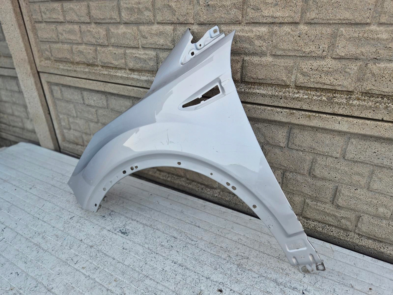 FORD KUGA 2 MK2 14-20 BŁOTNIK LEWY PRZEDNI - (16558008348)
