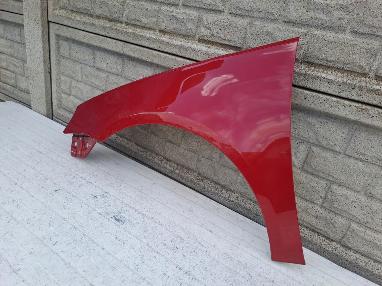 VW EOS 2006-2015 BŁOTNIK PRZEDNI LEWY - (16570634352)