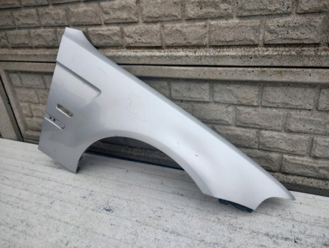 BMW E46 e46 COMPACT BŁOTNIK PRAWY PRZEDNI BEZ RDZY - (16607817156)