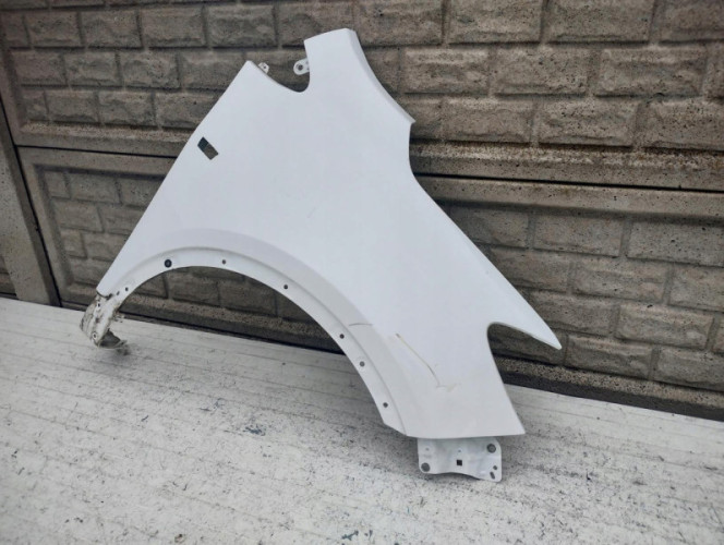 OPEL MOKKA BŁOTNIK PRAWY PRZEDNI - (16607928233)