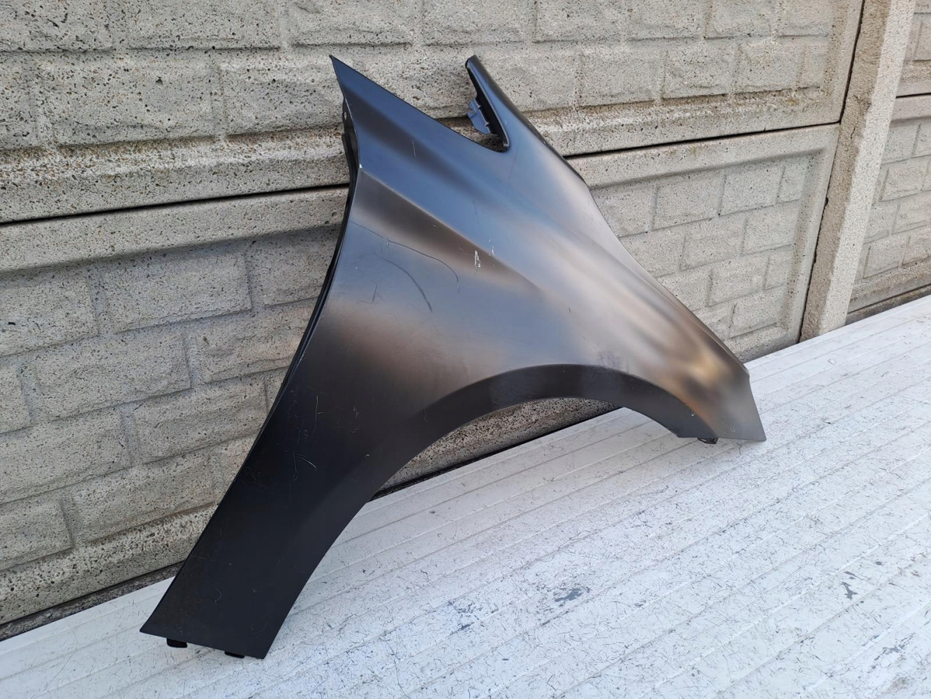 BMW 2 II F45 F46 BŁOTNIK PRAWY PRZEDNI - (16684108397)
